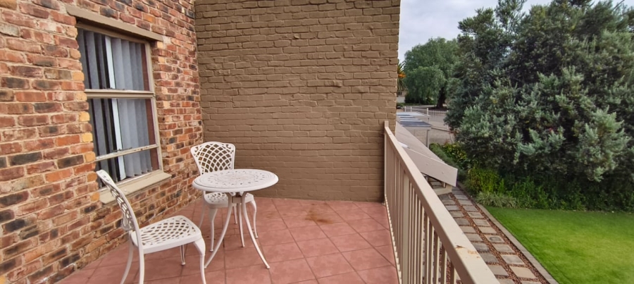 5 Bedroom Property for Sale in Pellissier Free State